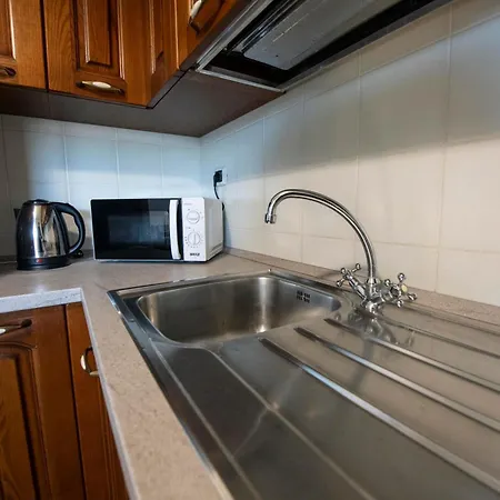 Apartment 260 - Casa Il Delfino, 5minuti D'auto Dal Centro Di Sestri E Dal Mare E *