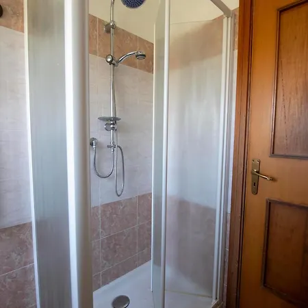 260 - Casa Il Delfino, 5minuti D'auto Dal Centro Di Sestri E Dal Mare E Sestri Levante