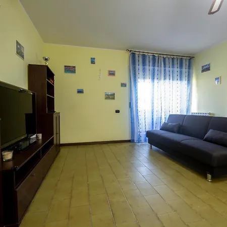 Apartment 260 - Casa Il Delfino, 5minuti D'auto Dal Centro Di Sestri E Dal Mare E *