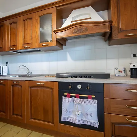 260 - Casa Il Delfino, 5minuti D'auto Dal Centro Di Sestri E Dal Mare E