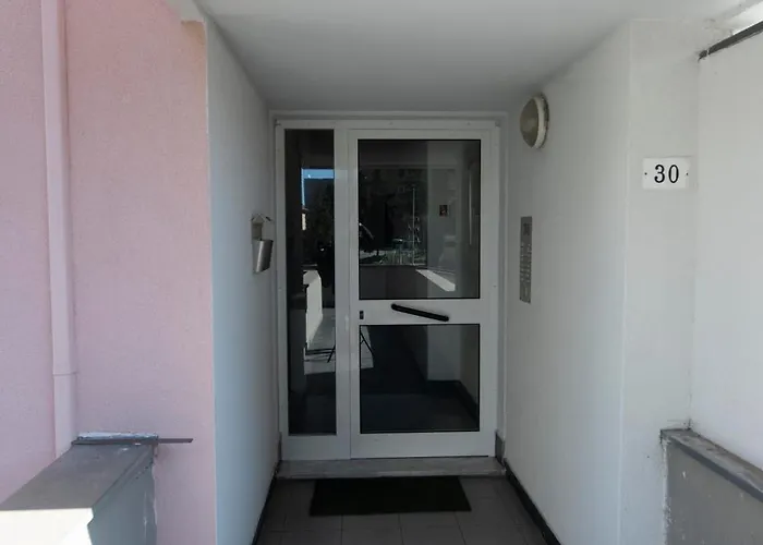 Apartamento 260 - Casa Il Delfino, 5minuti D'auto Dal Centro Di Sestri E Dal Mare E