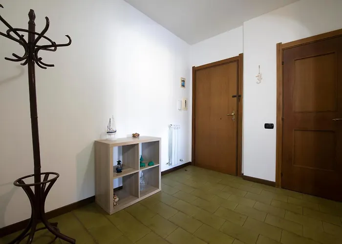 Apartamento 260 - Casa Il Delfino, 5minuti D'auto Dal Centro Di Sestri E Dal Mare E *