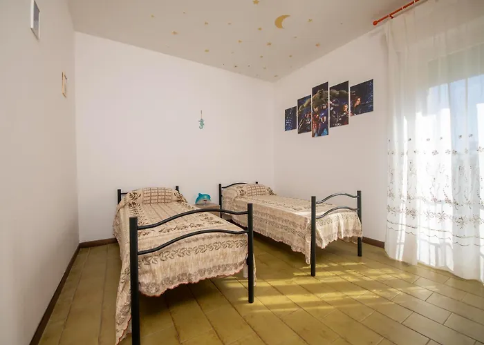 260 - Casa Il Delfino, 5minuti D'auto Dal Centro Di Sestri E Dal Mare E